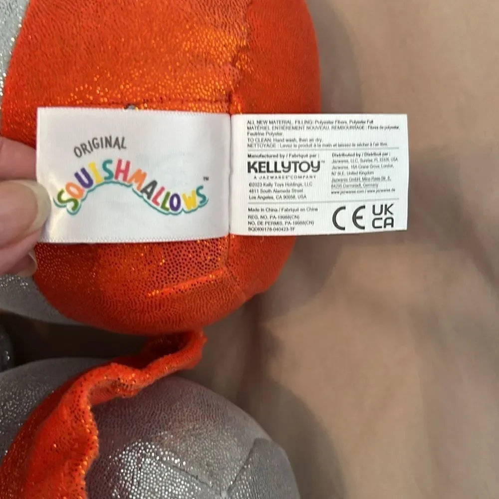 NWOT Disney Micky Mouse & NWT Disney Minnie Mouse squishmallows so adorable